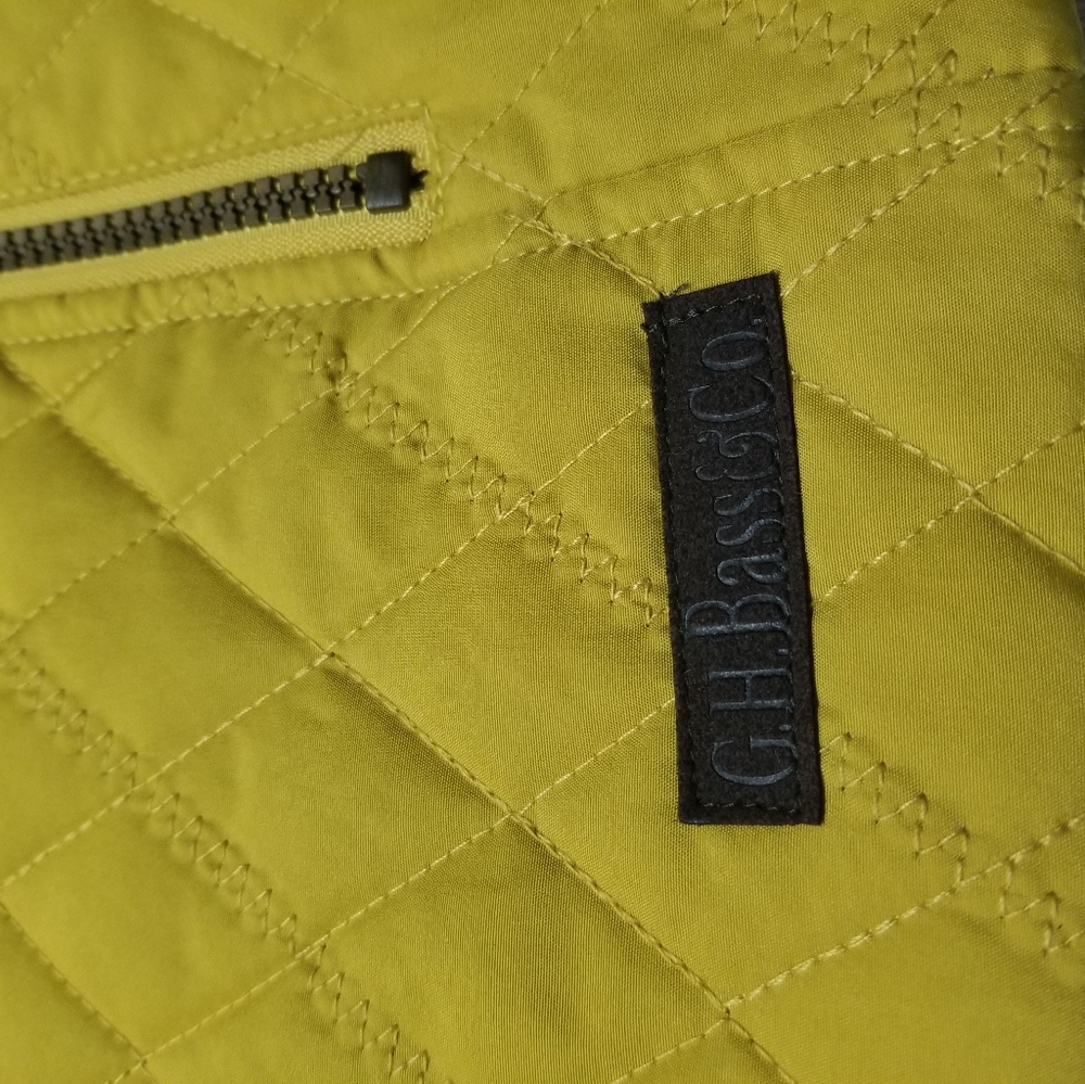 GH Bass vest Women's size M - Picture 5 of 5